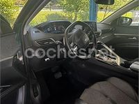 Usado Peugeot 5008 Allure 130 CV (95 kW) 2019 Azul SUV