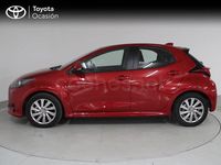 Usado Toyota Yaris Hybrid Active 116 CV (85 kW) 2024 Rojo Berlina