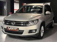 Usado VW Tiguan 140 CV (102 kW) 2014 Gris / plata SUV