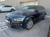 Usado Audi A3 Design 150 CV (110 kW) 2018 Azul Berlina