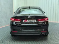 Usado Kia Optima 141 CV (103 kW) 2018 Negro Berlina
