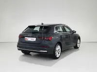 Usado Audi A3 Advanced Plus 116 CV (85 kW) 2024 Gris / plata Berlina