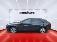 Usado Seat Leon Style 150 CV (110 kW) 2021 Negro Familiar