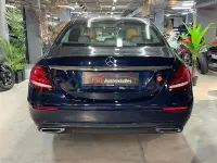 Usado Mercedes E220 194 CV (142 kW) 2020 Azul Berlina