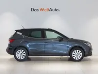 Usado Seat Arona FR 110 CV (80 kW) 2022 Gris SUV