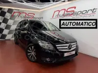 Usado Mercedes B180 109 CV (80 kW) 2012 Negro Utilitario