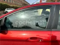 Usado Ford Fiesta Trend 82 CV (60 kW) 2009 Granate Berlina