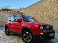 Begagnad Jeep Renegade Limited 140 HK (102 kW) 2016 Röd SUV