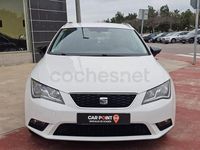 Usado Seat Leon Style 110 CV (80 kW) 2016 Blanco Familiar