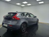Usado Volvo V40 Momentum 121 CV (88 kW) 2018 Gris Berlina