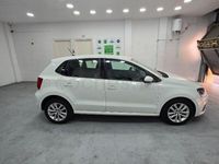Usado VW Polo Sportline 90 CV (66 kW) 2015 Blanco Berlina