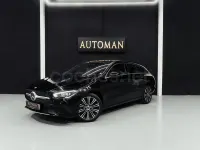 Usado Mercedes CLA250e Shooting Brake 218 CV (160 kW) 2022 Negro Familiar
