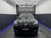 Usado Renault Mégane LIMITED 115 CV (84 kW) 2015 Negro Berlina