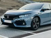 Usado Honda Civic Elegance 129 CV (94 kW) 2017 Gris / plata Berlina