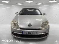 Usado Renault Laguna III Dynamique 130 CV (95 kW) 2011 Gris / plata Familiar