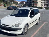 Usado Peugeot 206 70 CV (51 kW) 2003 Blanco Familiar