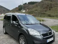 Usado Peugeot Partner Tepee Active 100 CV (73 kW) 2016 Gris / plata Monovolumen