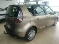 Usado Renault Scénic 110 CV (80 kW) 2015 Beige Monovolumen