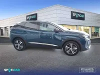 Usado Peugeot 3008 Allure 131 CV (96 kW) 2024 Azul SUV