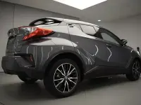 Usado Toyota C-HR Advance 122 CV (89 kW) 2017 Gris / plata SUV