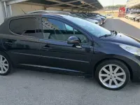 Usado Peugeot 207 69 CV (50 kW) 2009 Negro Utilitario