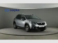 Usado Peugeot 2008 Signature Sky 110 CV (80 kW) 2019 SUV