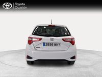 Usado Toyota Yaris Active 111 CV (81 kW) 2020 Blanco Berlina