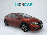 Usado Honda Civic Elegance 120 CV (88 kW) 2015 Rojo Berlina