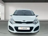 Usado Kia Rio 85 CV (62 kW) 2014 Blanco Utilitario