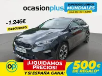 Usado Kia Ceed Launch Edition 140 CV (102 kW) 2018 Negro Utilitario