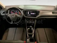 Usado VW T-Roc Advance 110 CV (80 kW) 2021 Azul SUV