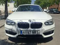 Usado BMW 118 Comfort Edition 136 CV (100 kW) 2018 Blanco Berlina