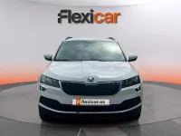 Usado Skoda Karoq Ambition 150 CV (110 kW) 2020 Blanco SUV
