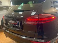 Usado Porsche Cayenne Platinum Edition 262 CV (192 kW) 2017 Negro SUV