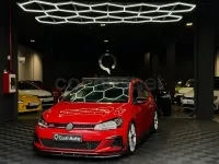 Usado VW Golf VIII GTI 245 CV (180 kW) 2020 Rojo Berlina