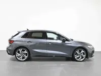 Usado Audi A3 Sportback Comfort 150 CV (110 kW) 2025 Gris Utilitario