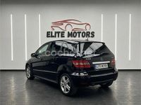 Usado Mercedes B200 140 CV (102 kW) 2009 Negro Monovolumen