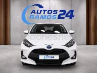 Usado Toyota Yaris 125 CV (91 kW) 2024 Blanco Utilitario