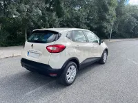 Usado Renault Captur Life 90 CV (66 kW) 2015 Beige SUV