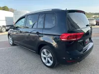 Usado VW Touran Advance 150 CV (110 kW) 2017 Negro Monovolumen