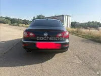 Usado VW Passat 140 CV (102 kW) 2010 Negro Berlina