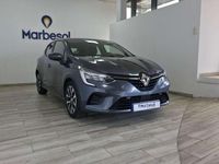 Usado Renault Clio V Intens 91 CV (66 kW) 2022 Gris Utilitario