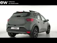 Usado Dacia Sandero Extreme 100 CV (73 kW) 2025 Verde Berlina