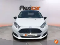 Usado Ford Fiesta Active 86 CV (63 kW) 2017 Blanco Utilitario