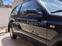 Usado VW Golf IV 75 CV (55 kW) 2003 Negro Berlina