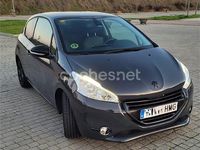 Usado Peugeot 208 Allure 92 CV (67 kW) 2012 Gris / plata Utilitario