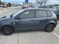 Usado VW Polo Trendline 75 CV (55 kW) 2005 Gris / plata Utilitario