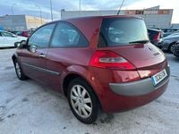 Usado Renault Mégane III 105 CV (77 kW) 2008 Rojo Utilitario