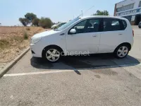 Usado Chevrolet Aveo LT 101 CV (74 kW) 2010 Blanco Berlina