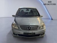 Usado Mercedes B200 140 CV (102 kW) 2006 Azul Monovolumen